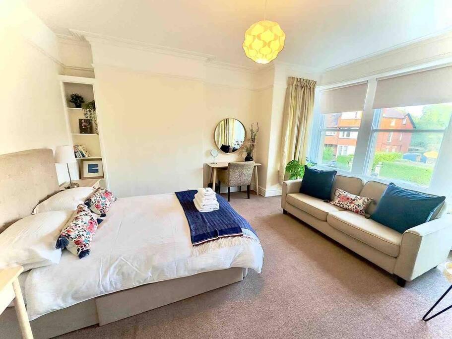 Spacious & Bright 3 Bed Harrogate Apartment מראה חיצוני תמונה