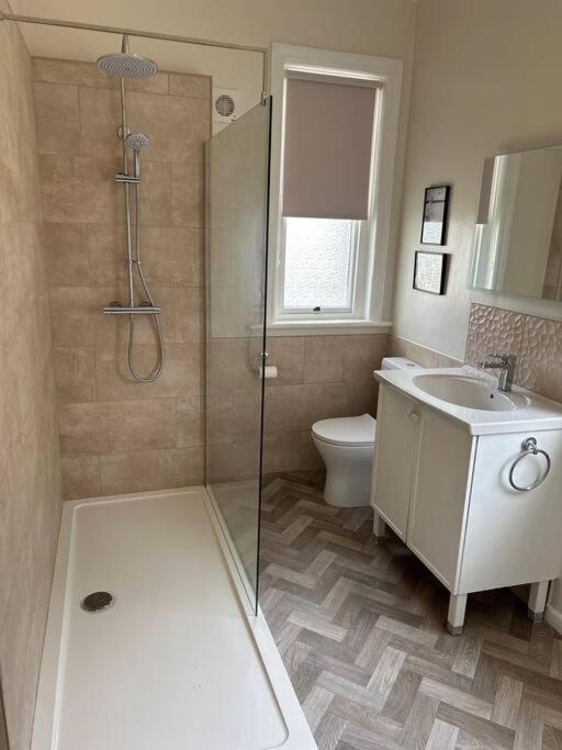 Spacious & Bright 3 Bed Harrogate Apartment מראה חיצוני תמונה